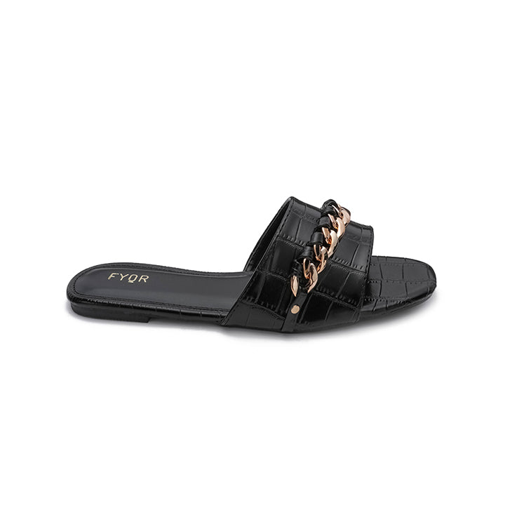 Chain Detailed Slide Sandal