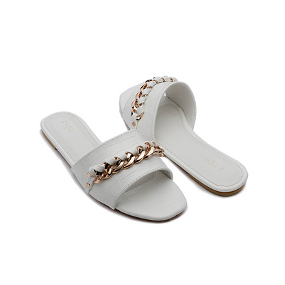 Chain Detailed Slide Sandal